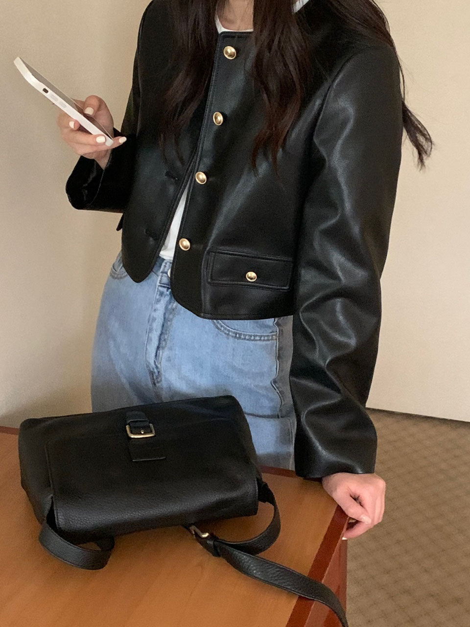 Korean style Black Jackets Women  New Fashion Vintage Single Breasted Leather Jacket Women Streetwear O Neck Short Jackets