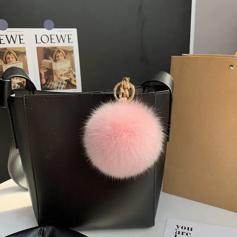 2024 Fluffy Real Fox Fur Ball Poms Keychain For Women Luxury Pompom Keyring Accessories Bag Decoration Emo Trinket Jewelry Gifts